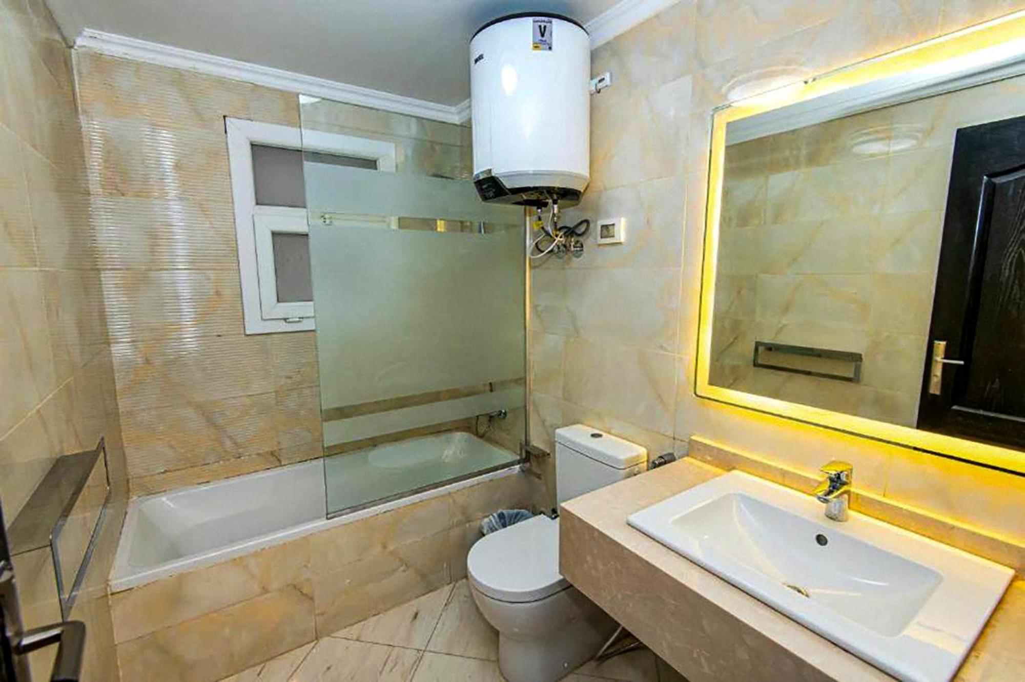 The Expert In Ocean Blue Near Airport Appartement *